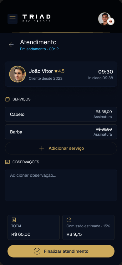 Atendimento em andamento no TRIAD Pro Barber